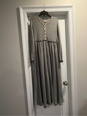 Impressions Gray Waffle Knit Long Sleeve Maxi Dress